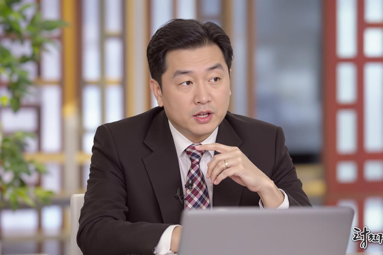 51每日爆料大赛 - 某知名主持人被曝收受巨额礼品，内部人士提供详细账单